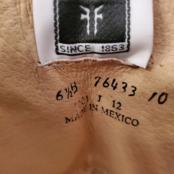 Frye  distressed boots - Picture 6 of 7